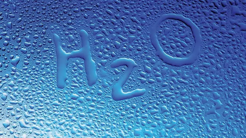 تصویر فرمول آب (H2O) ، مایع حیات